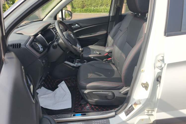 Used Brilliance V3 2016 1.5L Manual Smart Version Left Front Seat