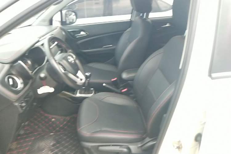 Used Brilliance V3 2016 1.5L Manual Smart Version Left Front Seat