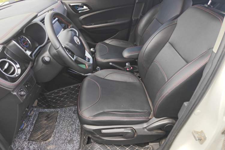Used Brilliance V3 2016 1.5L Manual Smart Version Left Front Seat