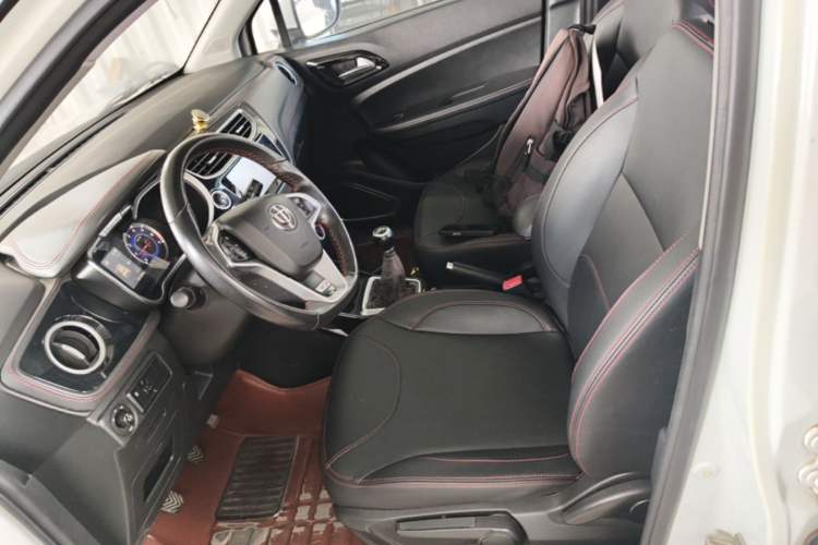 Used Brilliance V3 2016 1.5L Manual Smart Version Left Front Seat