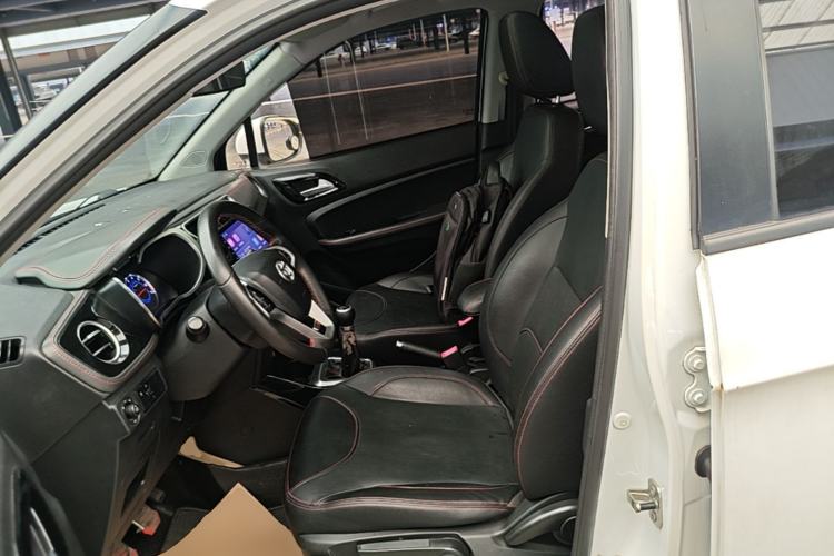 Used Brilliance V3 2016 1.5L Manual Smart Version Left Front Seat