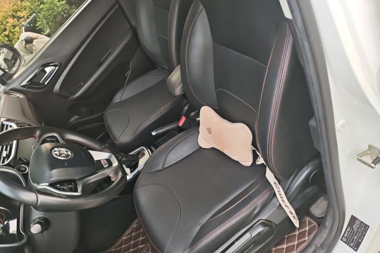 Used Brilliance V3 2016 1.5T Automatic Flagship Model Left Front Seat
