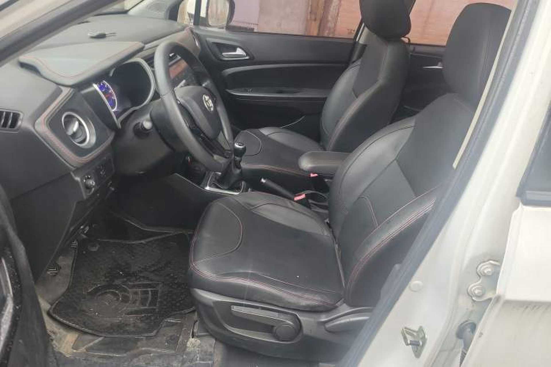 Used Brilliance V3 2016 1.5L Manual Smart Version Left Front Seat