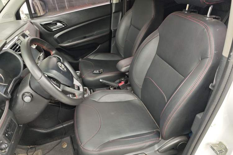 Used Brilliance V3 2016 1.5L Manual Smart Version Left Front Seat
