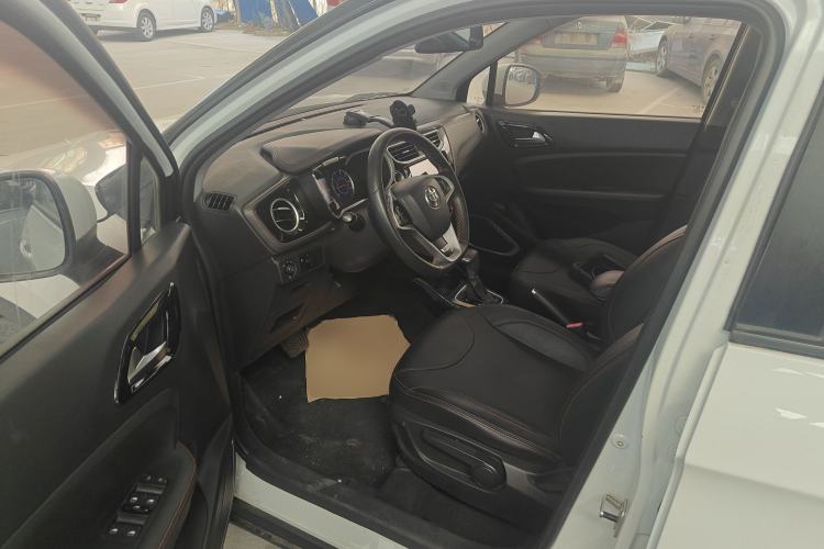 Used Brilliance V3 2016 1.5L Automatic Smart Version Left Front Seat
