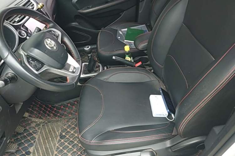 Used Brilliance V3 2016 1.5L Manual Elite Version Left Front Seat