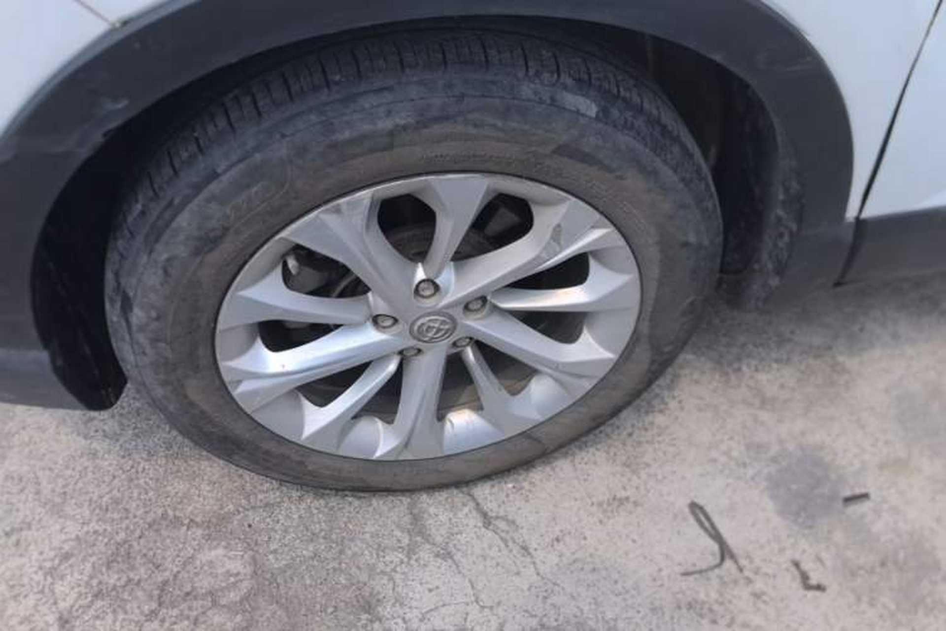 Used Brilliance V3 2016 1.5L Manual Smart Version Left Front Wheel Hub