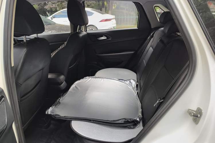 Used Brilliance V3 2016 1.5L Manual Smart Version Left Rear Seat