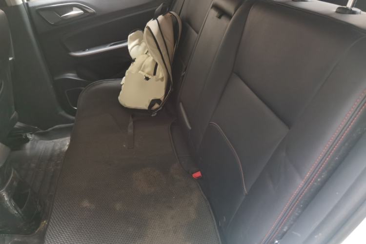 Used Brilliance V3 2016 1.5T Automatic Flagship Model Left Rear Seat