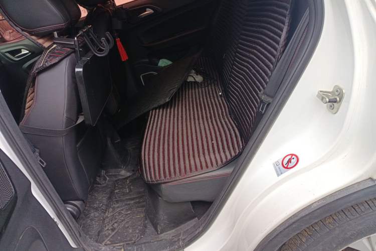 Used Brilliance V3 2016 1.5L Manual Elite Version Left Rear Seat
