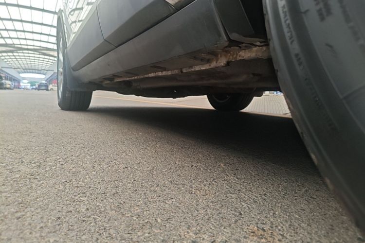 Used Brilliance V3 2016 1.5L Manual Smart Version Left Side Sill
