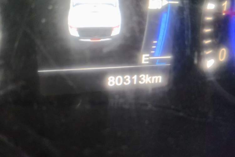 Used Brilliance V3 2016 1.5L Manual Smart Version Odometer Close Up