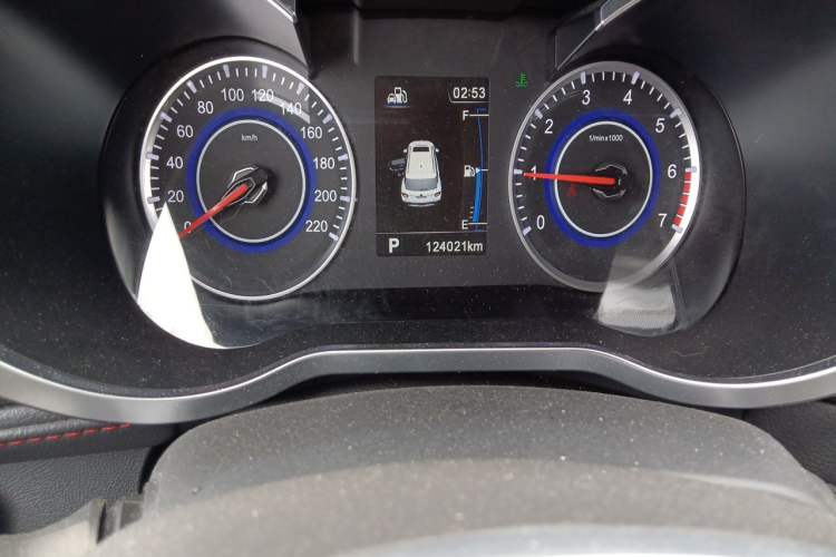 Used Brilliance V3 2016 1.5L Automatic Smart Version Odometer Close Up