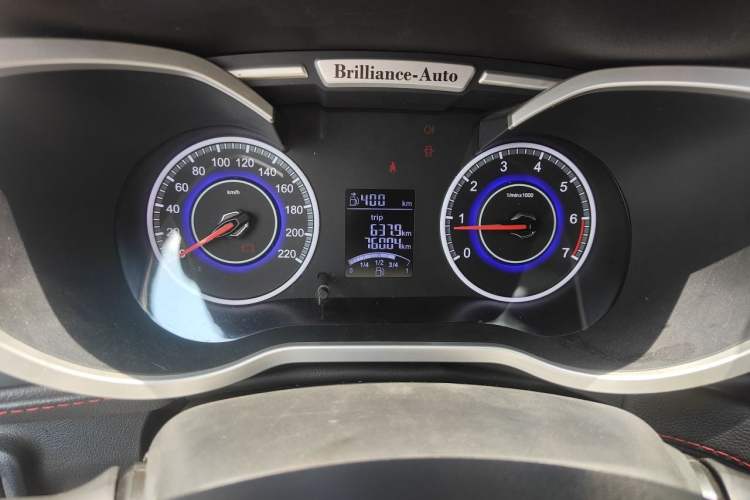 Used Brilliance V3 2016 1.5L Manual Comfort Model Odometer Close Up