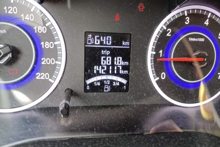 Used Brilliance V3 2016 1.5L Manual Comfort Model Odometer Close Up