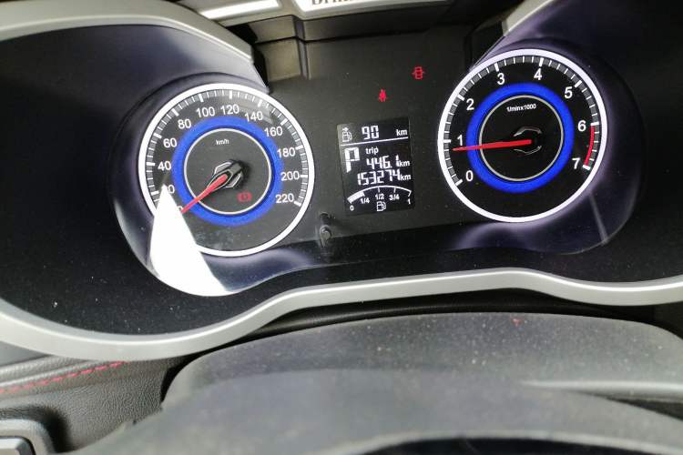 Used Brilliance V3 2016 1.5L Automatic Comfort Model Odometer Close Up