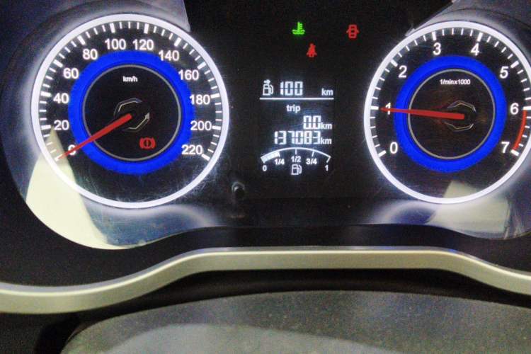 Used Brilliance V3 2016 1.5L Manual Comfort Model Odometer Close Up