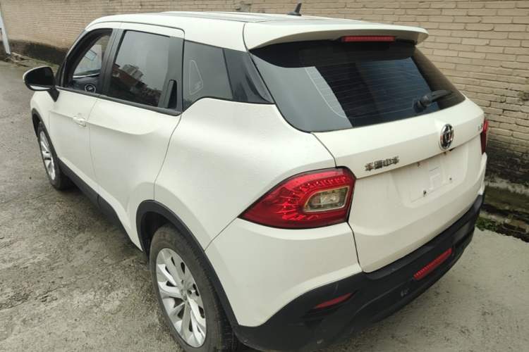 Used Brilliance V3 2016 1.5L Manual Smart Version Rear Left 45 Deg