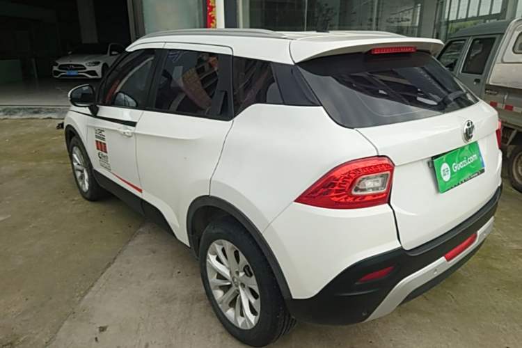 Used Brilliance V3 2016 1.5L Manual Elite Version Rear Left 45 Deg