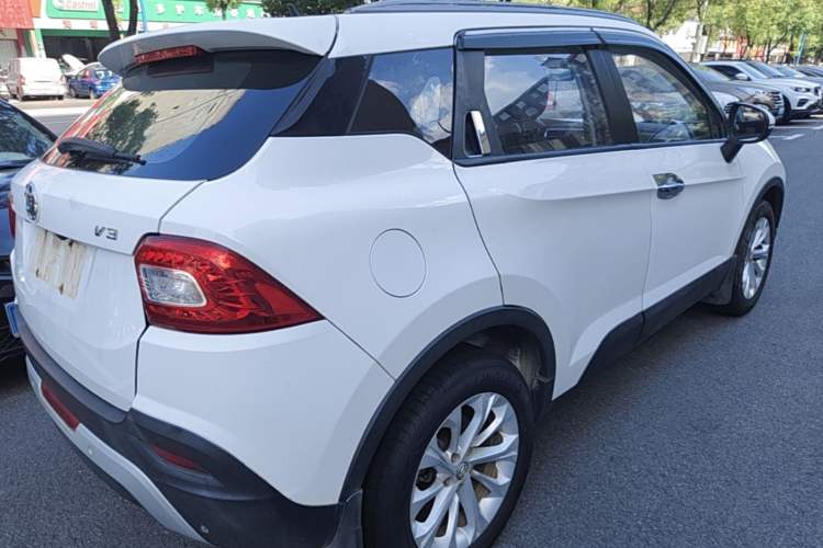 Used Brilliance V3 2016 1.5L Automatic Smart Version Rear Right 45 Deg