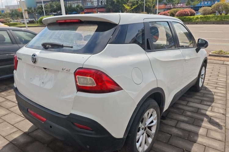 Used Brilliance V3 2016 1.5L Manual Comfort Model Rear Right 45 Deg