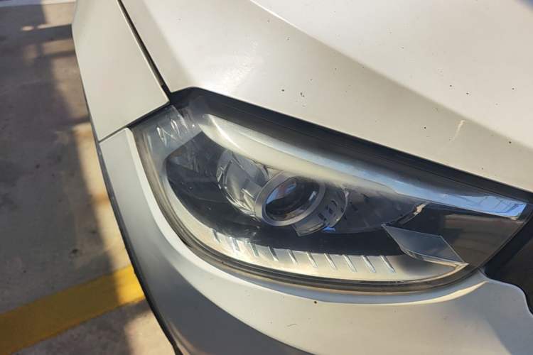 Used Brilliance V3 2016 1.5L Manual Smart Version Right Front Headlight