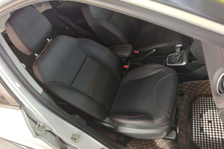 Used Brilliance V3 2016 1.5L Automatic Smart Version Right Front Seat