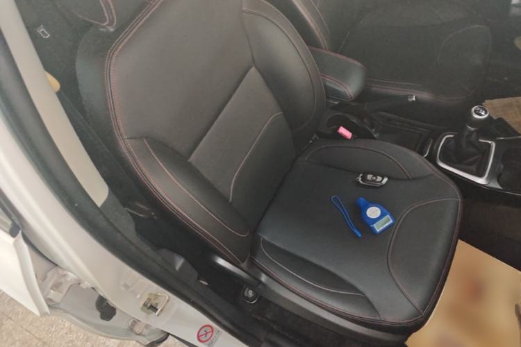 Used Brilliance V3 2016 1.5L Manual Smart Version Right Front Seat