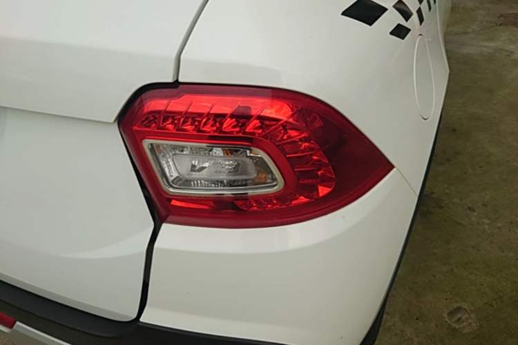 Used Brilliance V3 2016 1.5L Manual Elite Version Right Rear Taillight