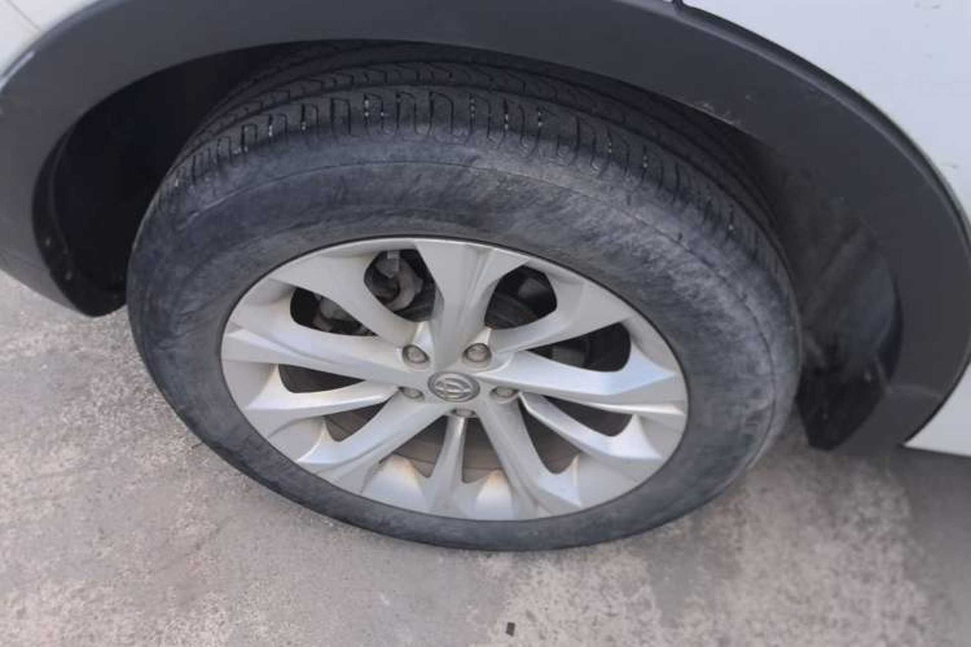 Used Brilliance V3 2016 1.5L Manual Smart Version Right Rear Wheel Hub