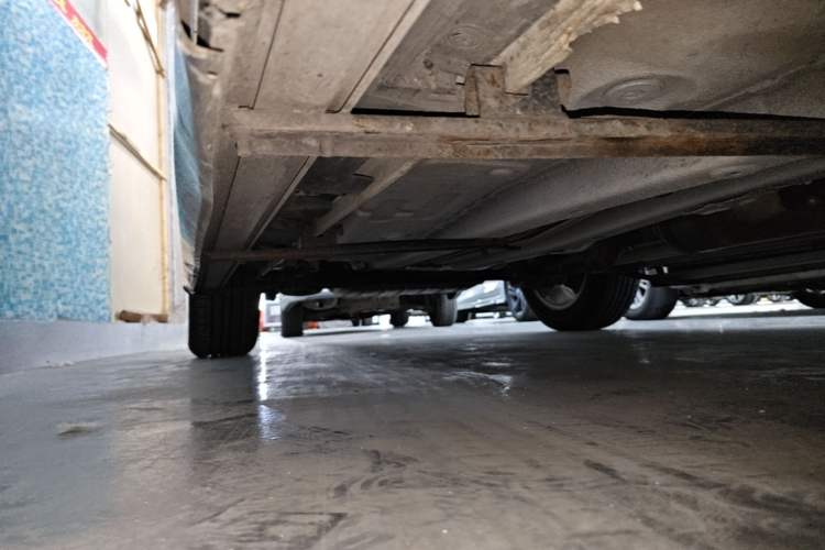 Used Brilliance V3 2016 1.5L Automatic Smart Version Right Side Sill