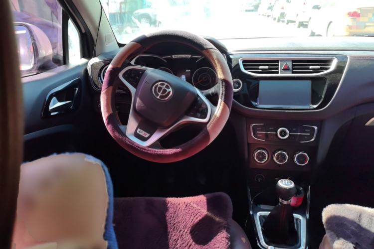 Used Brilliance V3 2016 1.5L Manual Smart Version Steering Wheel