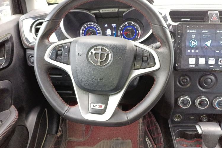 Used Brilliance V3 2016 1.5L Automatic Smart Version Steering Wheel