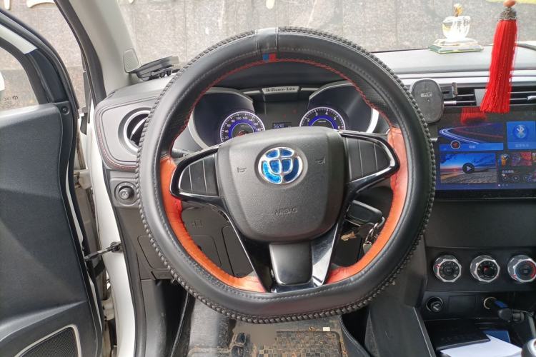Used Brilliance V3 2016 1.5L Manual Comfort Model Steering Wheel