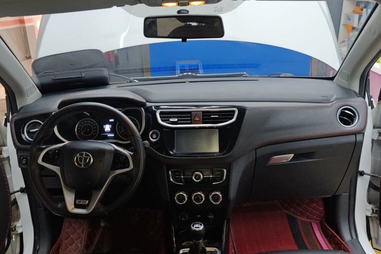 Used Brilliance V3 2016 1.5L Manual Smart Version Steering Wheel