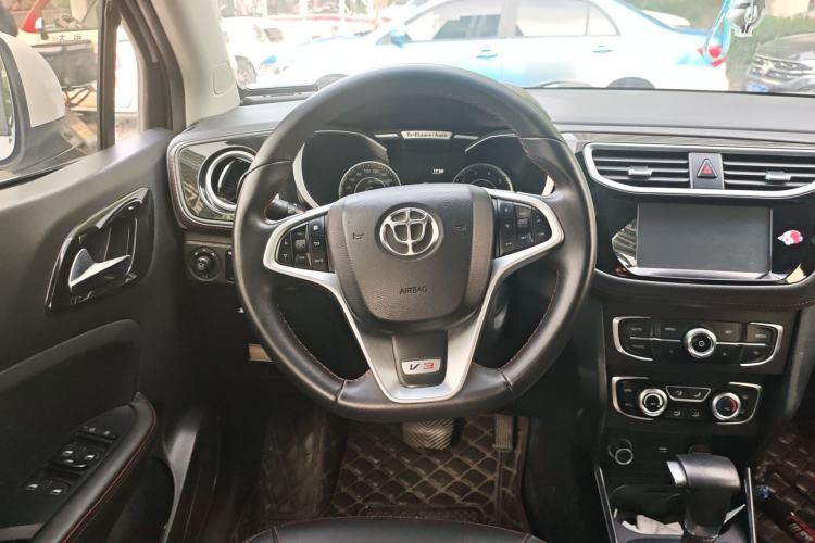 Used Brilliance V3 2016 1.5T Automatic Flagship Model Steering Wheel