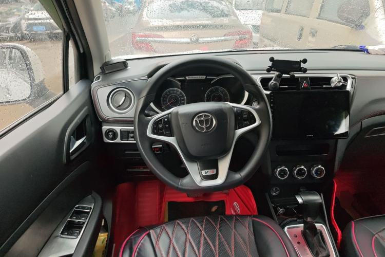 Used Brilliance V3 2016 1.5L Automatic Comfort Model Steering Wheel