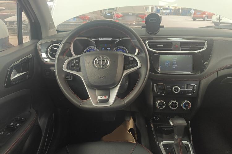 Used Brilliance V3 2016 1.5L Automatic Smart Version Steering Wheel