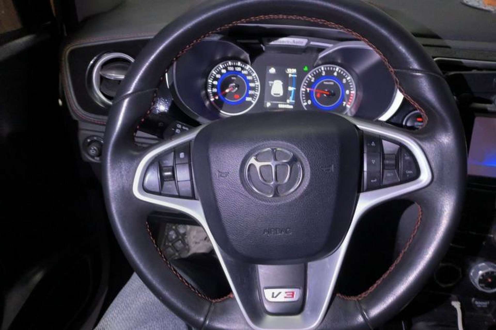 Used Brilliance V3 2016 1.5L Automatic Smart Version Steering Wheel