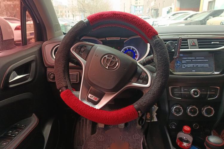 Used Brilliance V3 2016 1.5L Manual Elite Version Steering Wheel