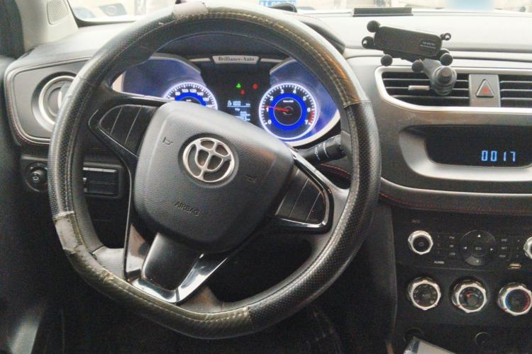 Used Brilliance V3 2016 1.5L Manual Comfort Model Steering Wheel