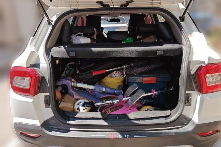 Used Brilliance V3 2016 1.5L Automatic Smart Version Trunk