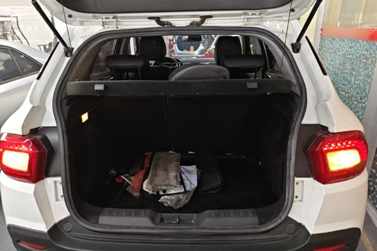 Used Brilliance V3 2016 1.5L Automatic Smart Version Trunk
