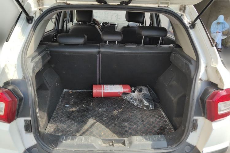 Used Brilliance V3 2016 1.5L Automatic Smart Version Trunk