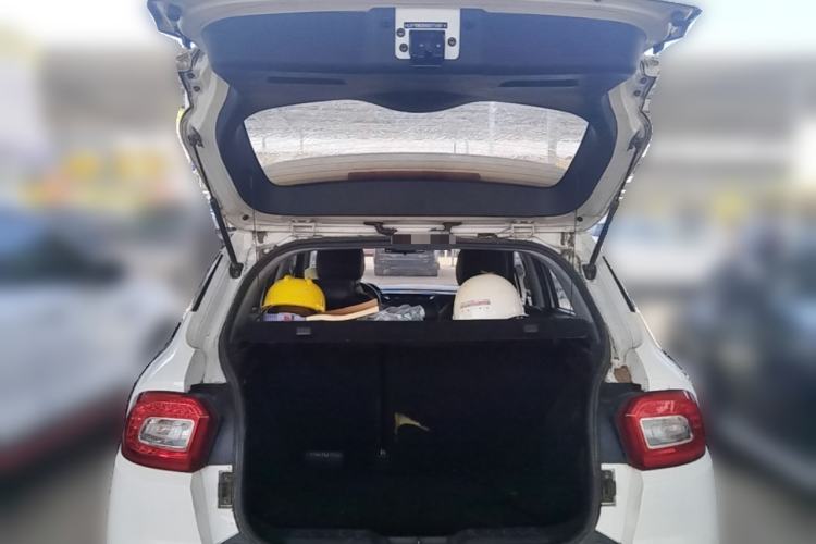 Used Brilliance V3 2016 1.5L Automatic Comfort Model Trunk