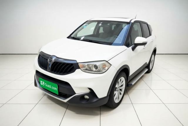 Brilliance V3 2016 1.5L Automatic Smart Version usata