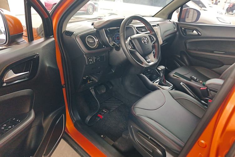 Used Brilliance V3 2016 1.5L Automatic Smart Version Driver Seat