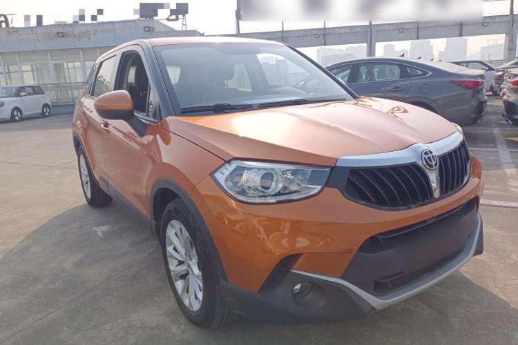 Used Brilliance V3 2016 1.5L Manual Smart Version Front Right 45 Deg