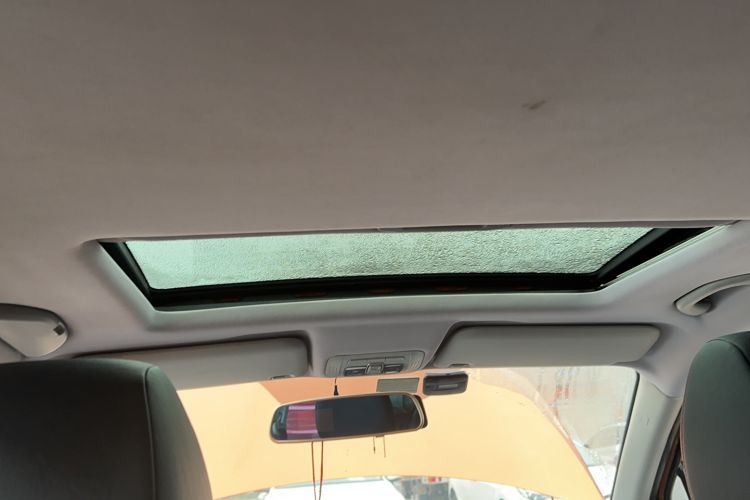 Used Brilliance V3 2016 1.5L Automatic Smart Version Headliner
