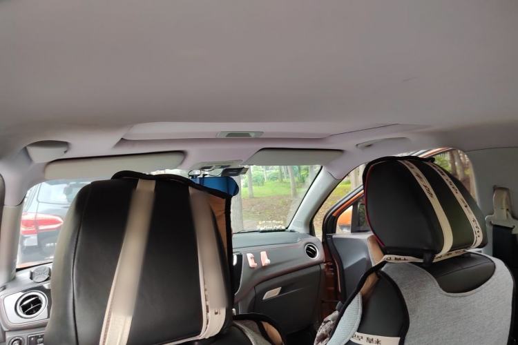 Used Brilliance V3 2016 1.5L Automatic Smart Version Headliner